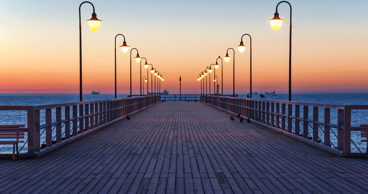 Jak zorganizować transport na trasie Warszawa - Gdynia